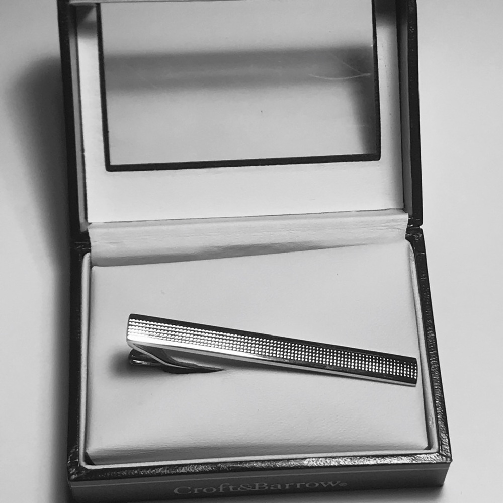 Tie Bar